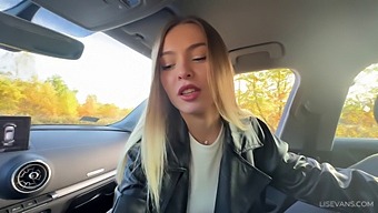 Exclusive Hd Video Of A Babe Getting A Public Blowjob!